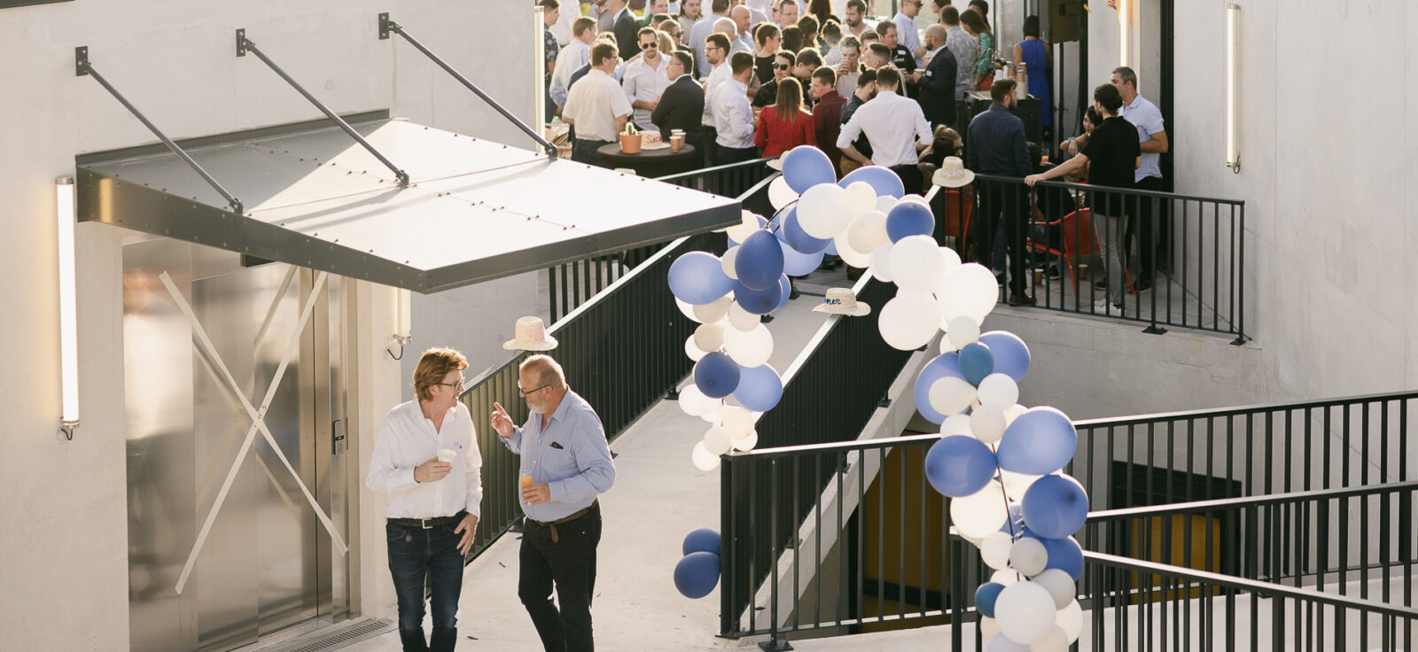 les invités lors de la fête des 20 ans SNS Security